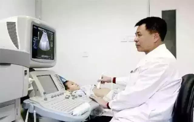                     3岁女童卵巢发育近10岁，医生怒斥：母亲这个爱好“坑”苦了娃