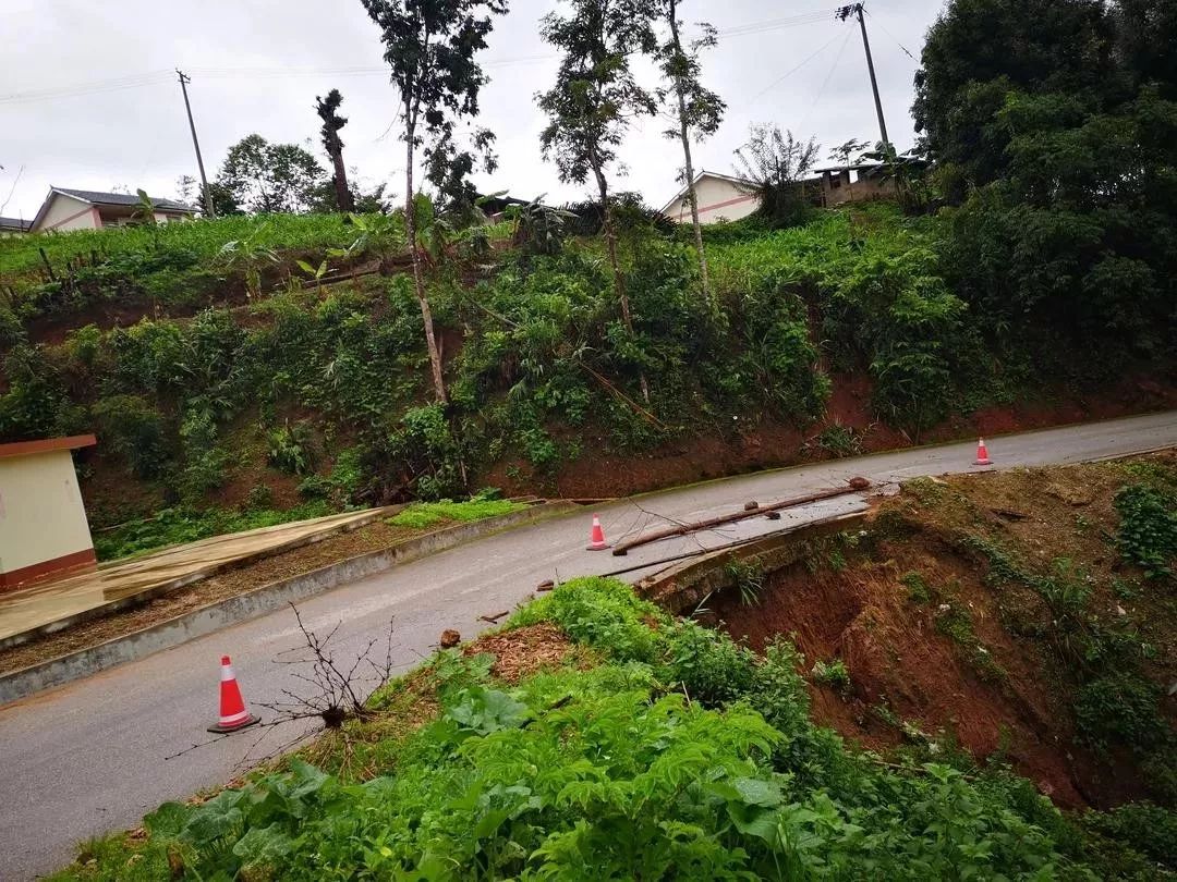 西盟县扎实开展雨季道路交通安全隐患排查
