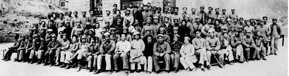 到1949年7月第一次"文代会"召开,党的文艺政策初步确立