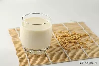 喝豆浆拉肚子了咋回事 321c5adbe35a465eb43cbbc9ec7df625.jpeg