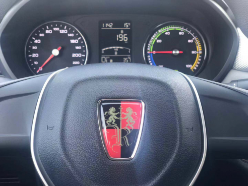 便捷、优惠、智能,荣威Ei5试驾体验可圈可点