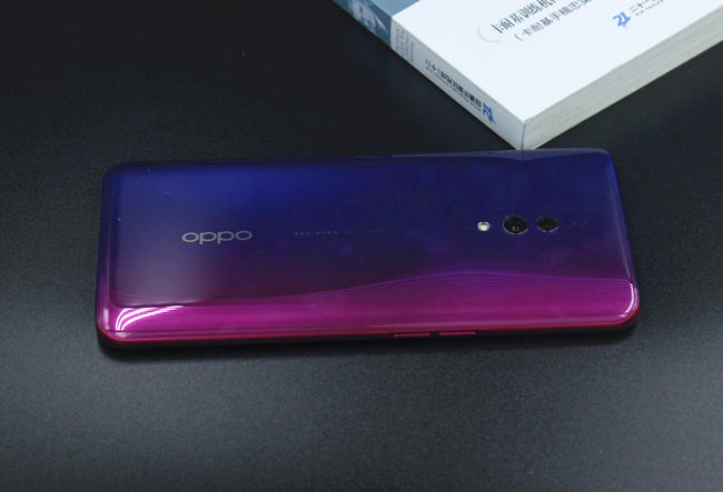 OPPO K3游戏党上手体验 持久流畅运行不发烫 电子游艺真人真钱网站