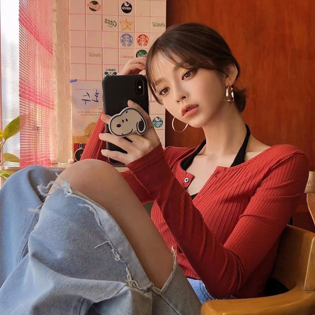 如何认识女网友 4786eeaca0364520a3b08e0513417e6a.jpeg
