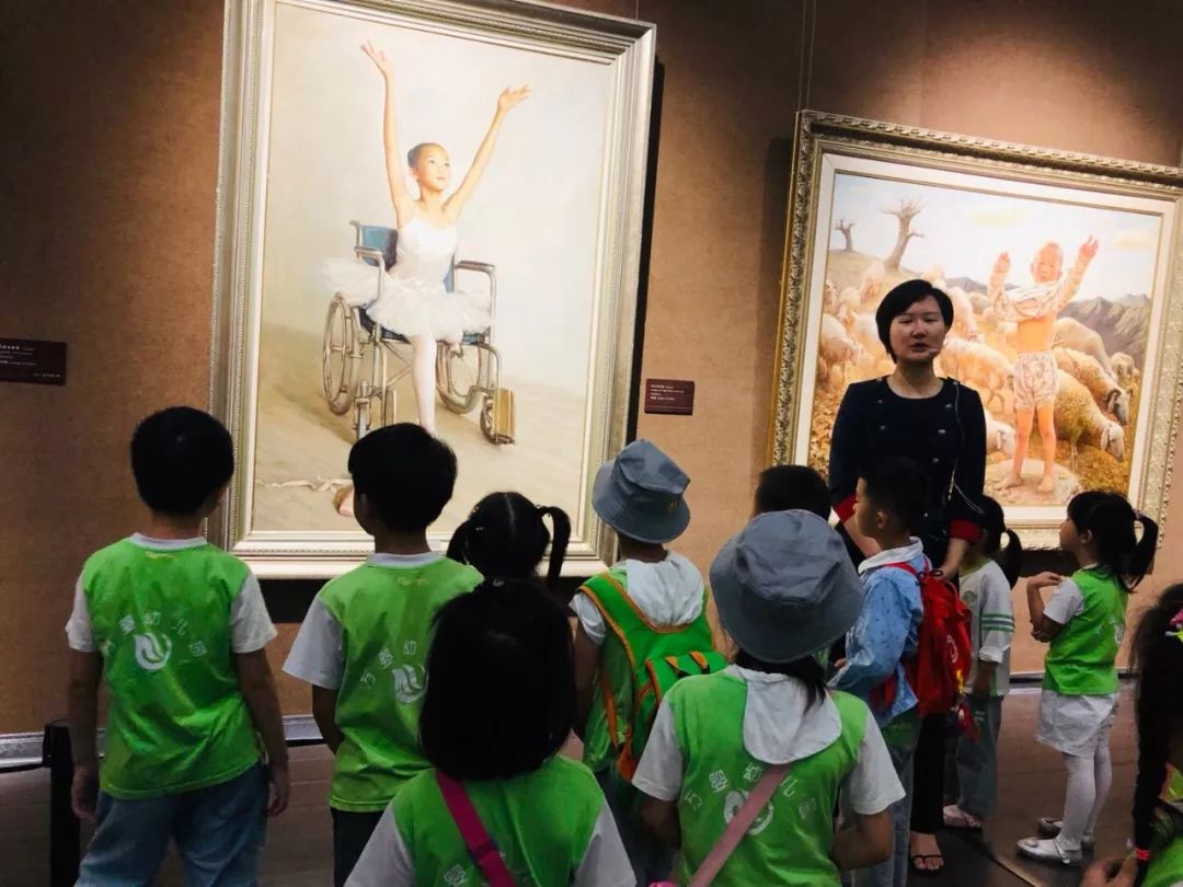 童心看世界万婴香樟艺术幼儿园参观李自健美术馆活动回顾