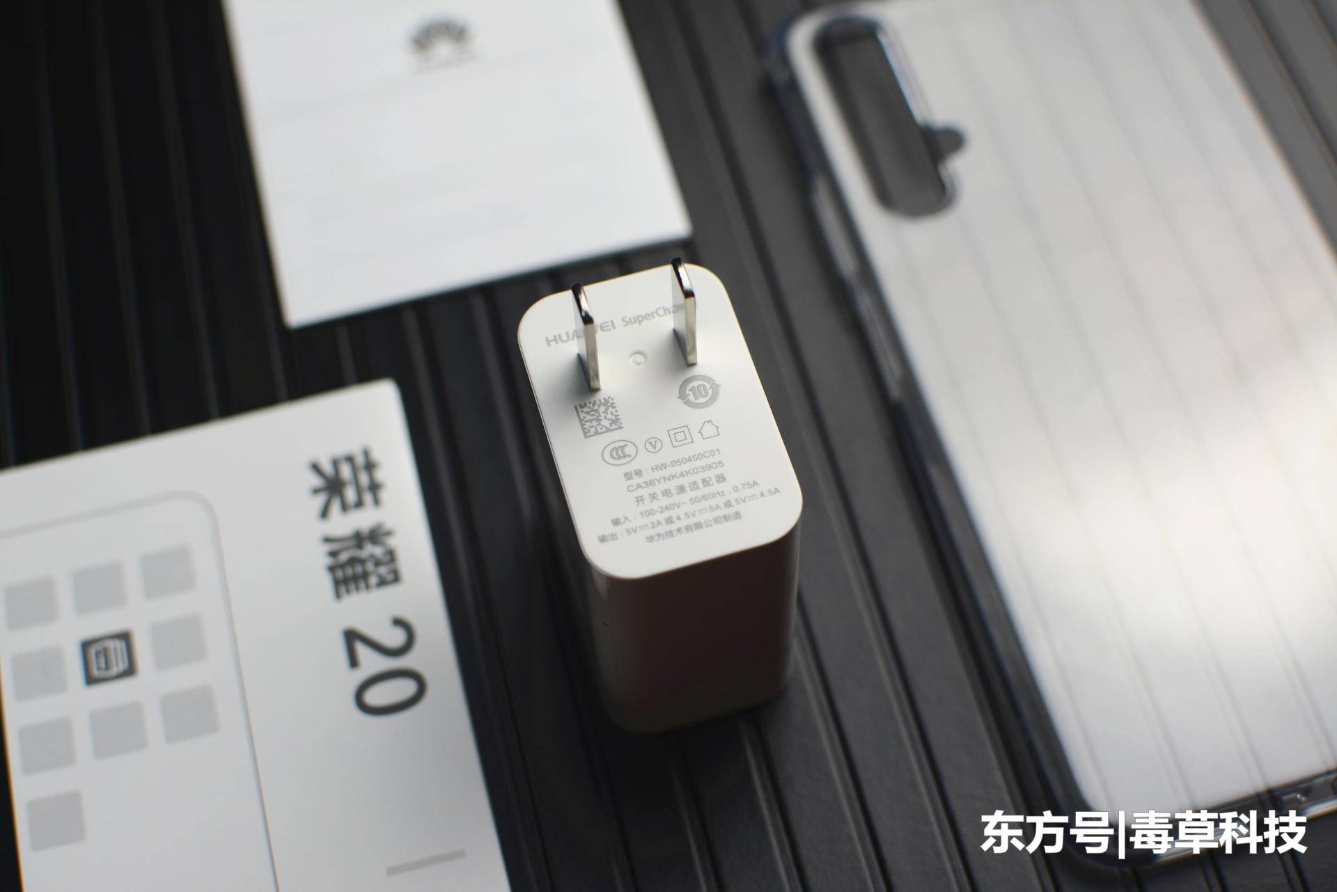 比较好的手机膜材质 6aaaf2fb745f49ab95ff081f0c54eeff.jpeg