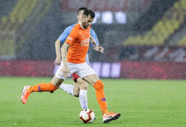 北京雷雨来袭,武汉卓尔雨战高手巴普蒂斯唐迎破荒最佳机会 龙8国际app下载
