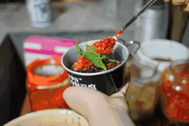 最不容错过的人气小吃,文和友老长沙臭豆腐