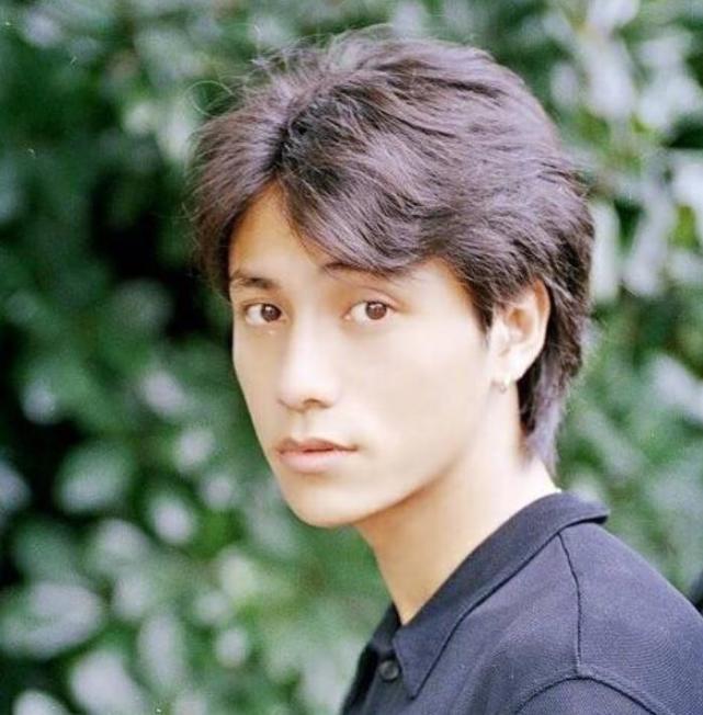 陈坤首次公开儿子优优的照片,这事情一曝光,外界都猜测孩子的母亲是谁