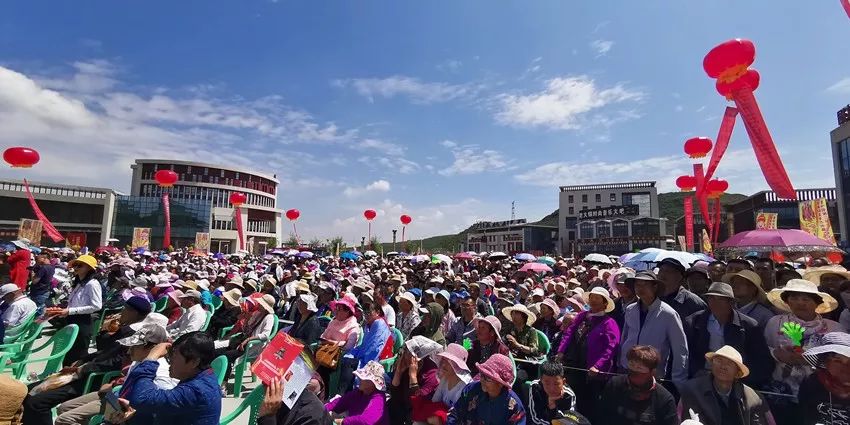 湟中县有多少人口_家门口的自驾车露营圣地 湟中县上五庄镇包勒村