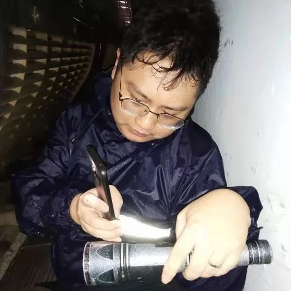 大雨滂沱夜,一场列车应急处置紧张有序开展…