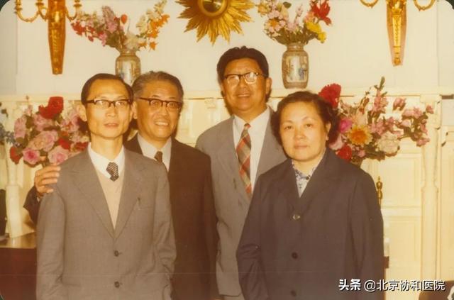 1980年10月1日,刘彤华(右一)与曾宪九(右三)和陈敏章(右四)在英国