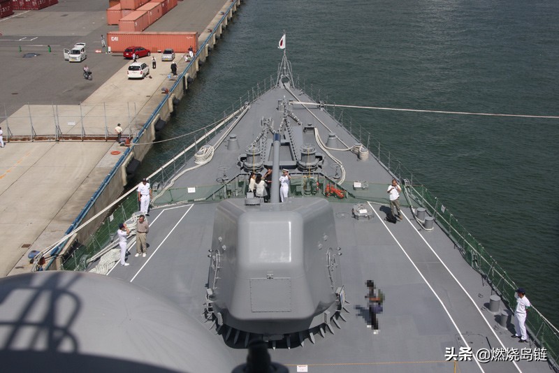 1/ 12 金刚级驱逐舰(kongō-class destroyer,こんごう型护卫舰)是
