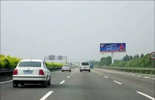 ca2e91c854a043be9054a9783ab70e97.jpeg