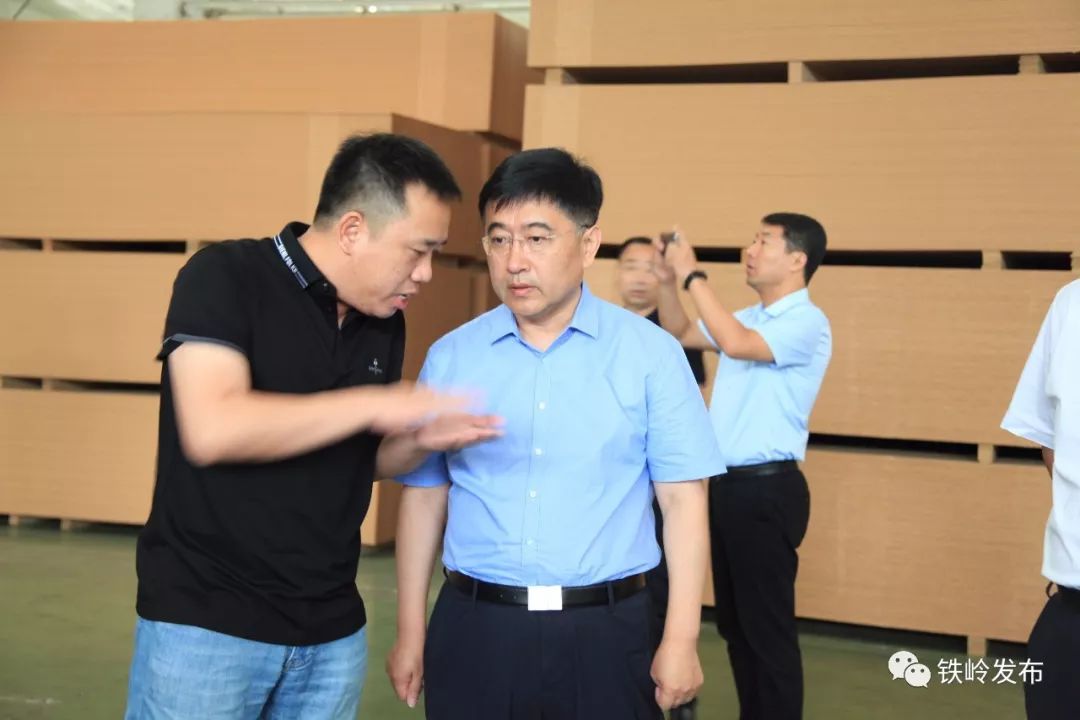 【时政】隋显利到开原视察灾后 重建恢复生产进展情况