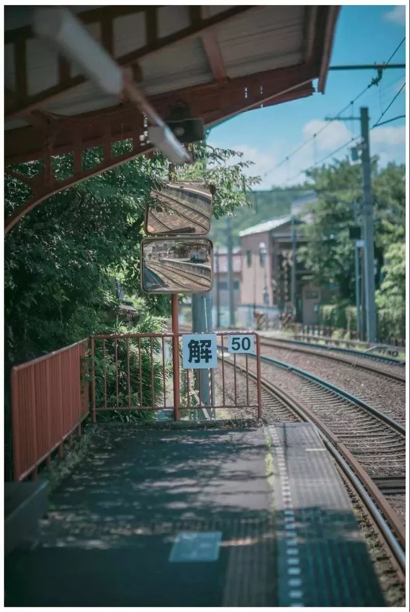 日本摄影师完美还原你的名字动漫场景治愈系画风太暖了