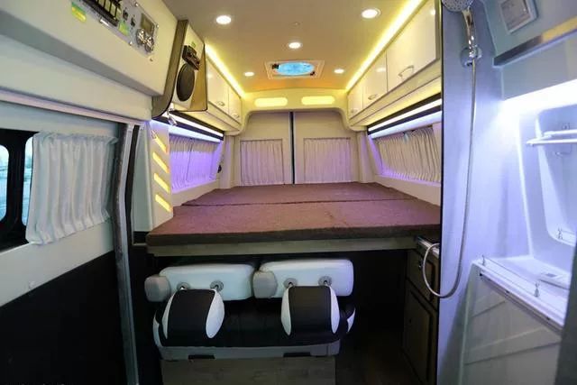 福特全顺房车20-30万 1969589a555e4a49bb98fdf4e14ac185.jpeg