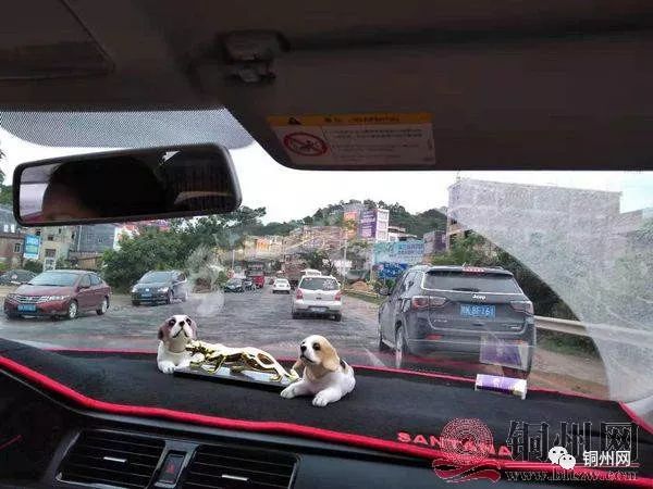北流:两处路口让你的行车速度慢如蜗牛 巴黎人御匾会