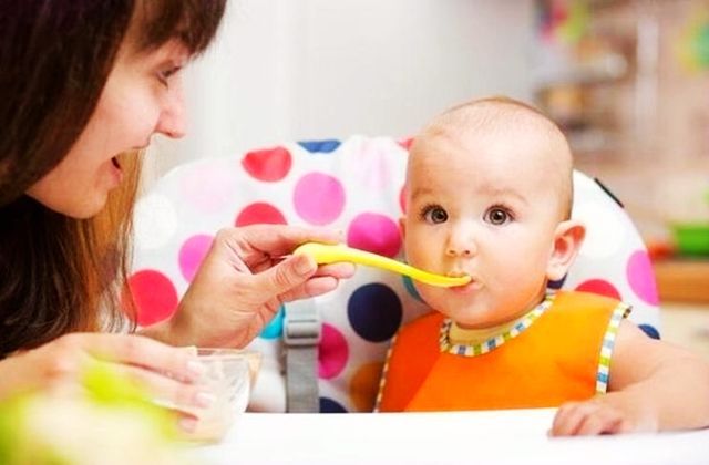                     原创            孩子可以吃零食吗？家长先别着急否定，看看正确的做法