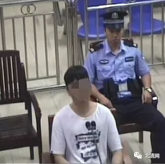 怎么在学校当上老大 733c3b2e9cab45dd84a79f1610f4f1bb.jpeg