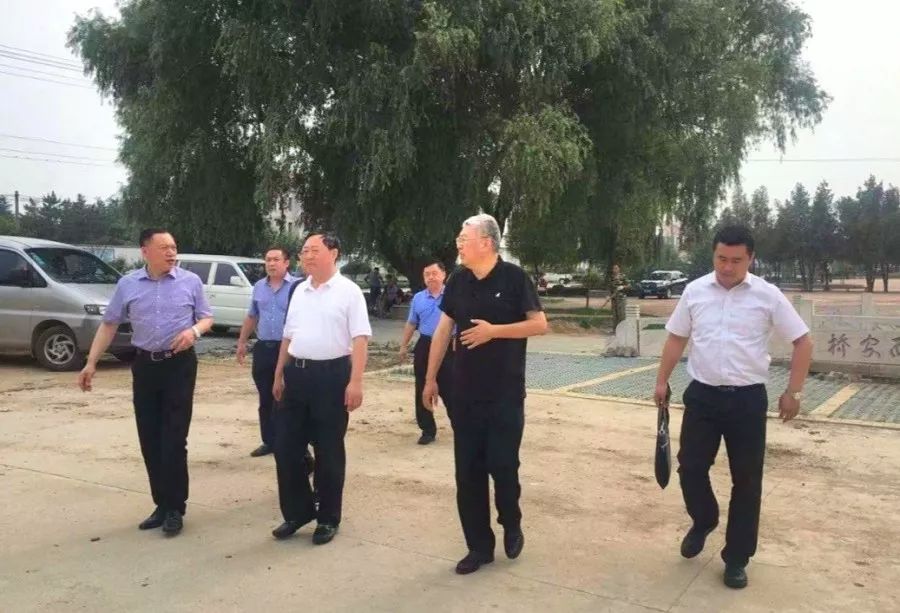 青岛市民政局王哲局长来平调研指导