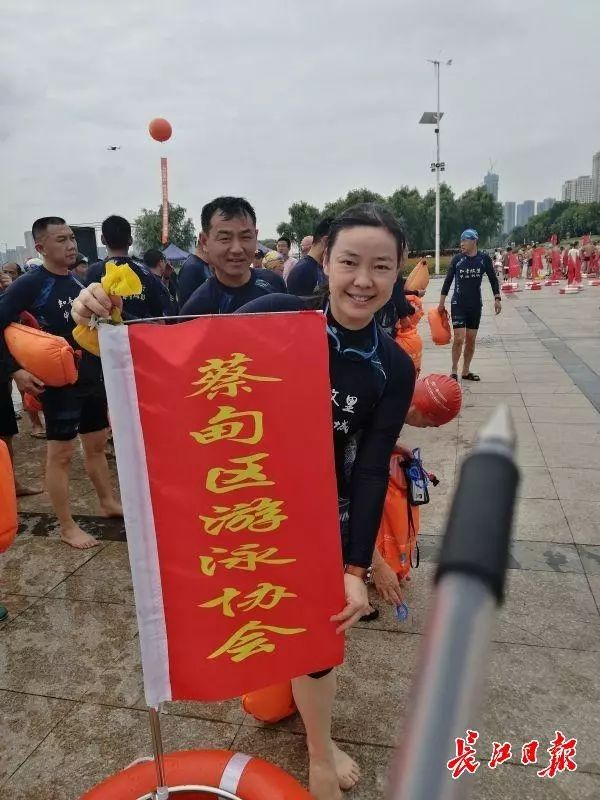 渡江节最后一次试渡,既有“老武汉”也有“新贩子” 888真人赌博