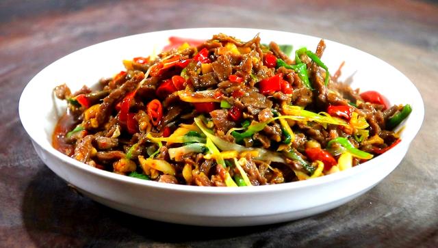 牛肉怎么炒才香嫩好吃?诀窍全在这里,做法很简单,开胃又解馋 钱柜娱乐手机版官网