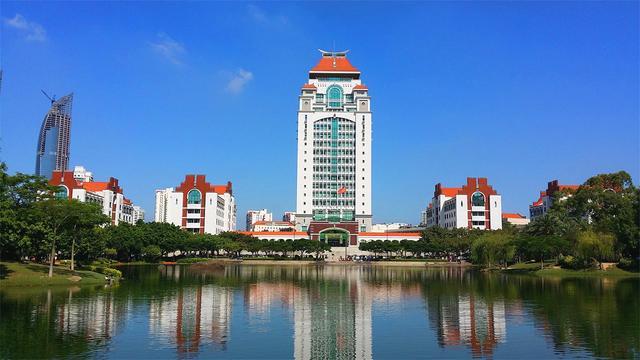 厦门大学世界排名_厦门大学(3)