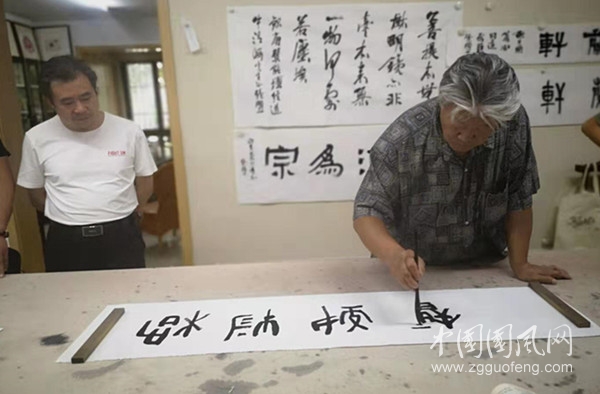 著名书法,篆刻家张乃田受邀来萧采风