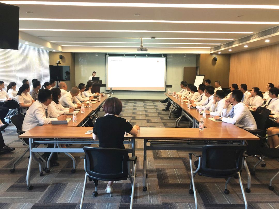 合心为锐勇攀高峰华田物业半年度会议及团建物业资讯