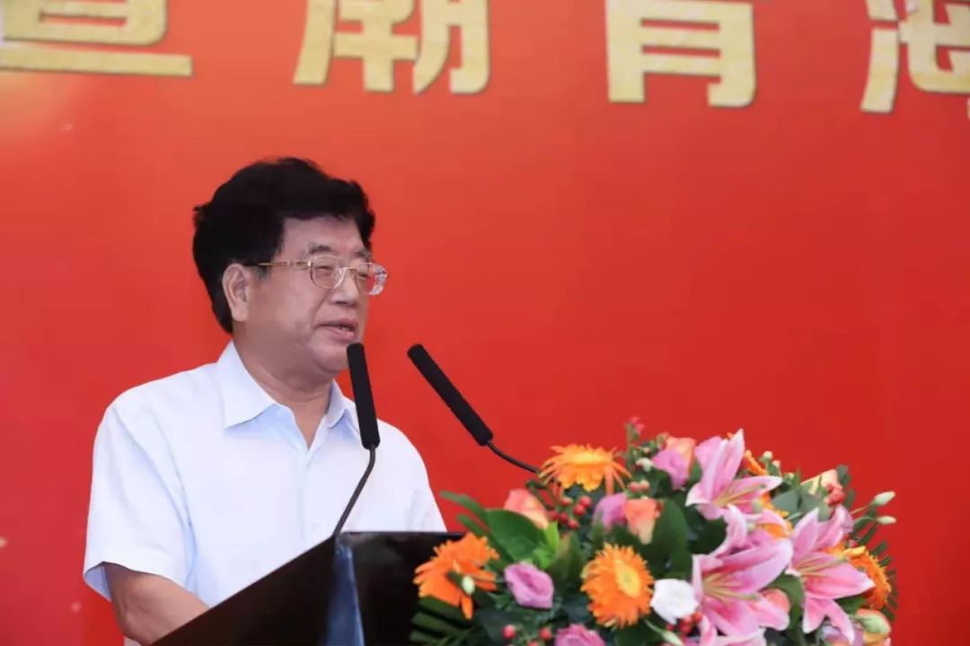 深圳市委统战部常务副部长范坤讲话深圳市民间组织管理局副局长孙景明