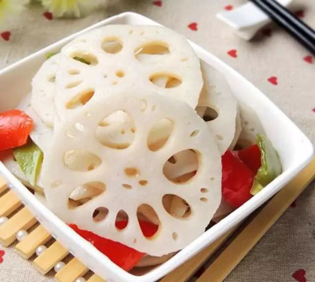 炒莲藕怎么处理 13a4f5ddefe244a3b87c5f1b5186c19e.jpeg