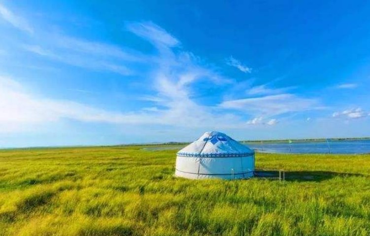                     八月带孩子去呼伦贝尔草原旅游合适吗