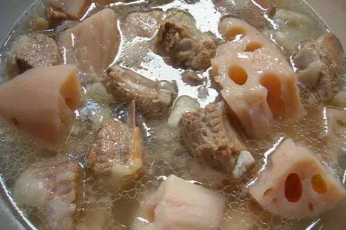 排骨汤放什么材料有营养 2791a2f6be9e4b16a2a0616cd257f54d.jpeg