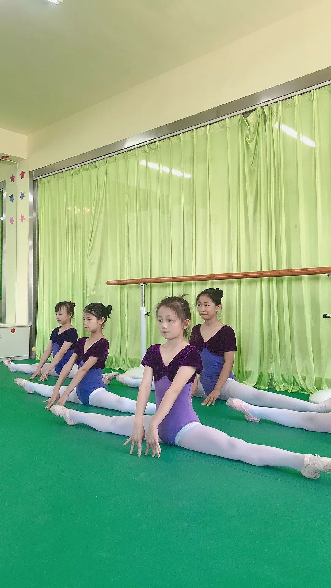 日常学习舞蹈给孩子带来的好处