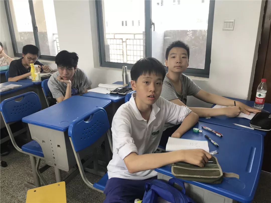 市西中学金寨一中数学交流活动圆满结束