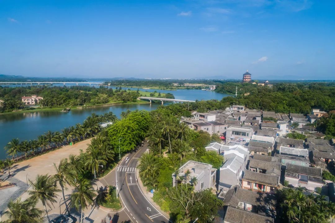 18年后,我在南强村与千寻重逢.