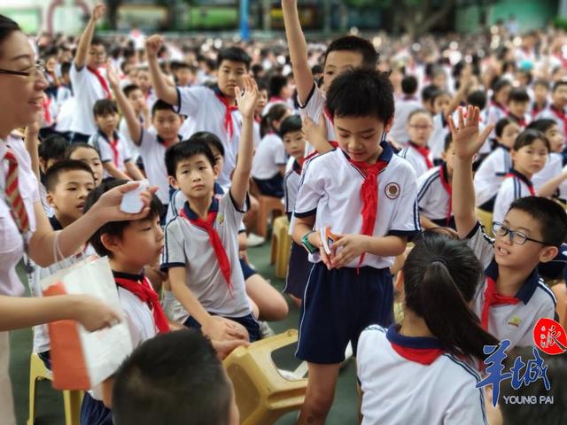 广州地铁走进菩提路小学为孩子们上安全教育课