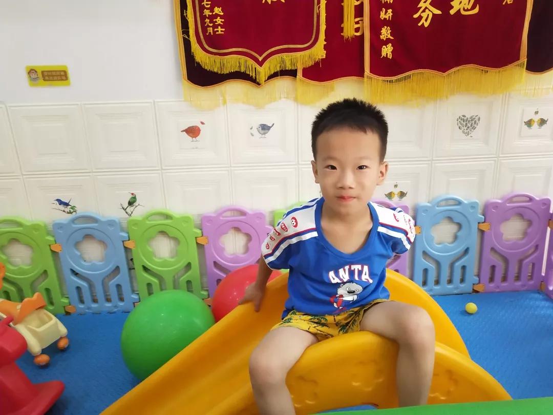                     大圣驾到小儿推拿：大圣妈妈课堂开课了！