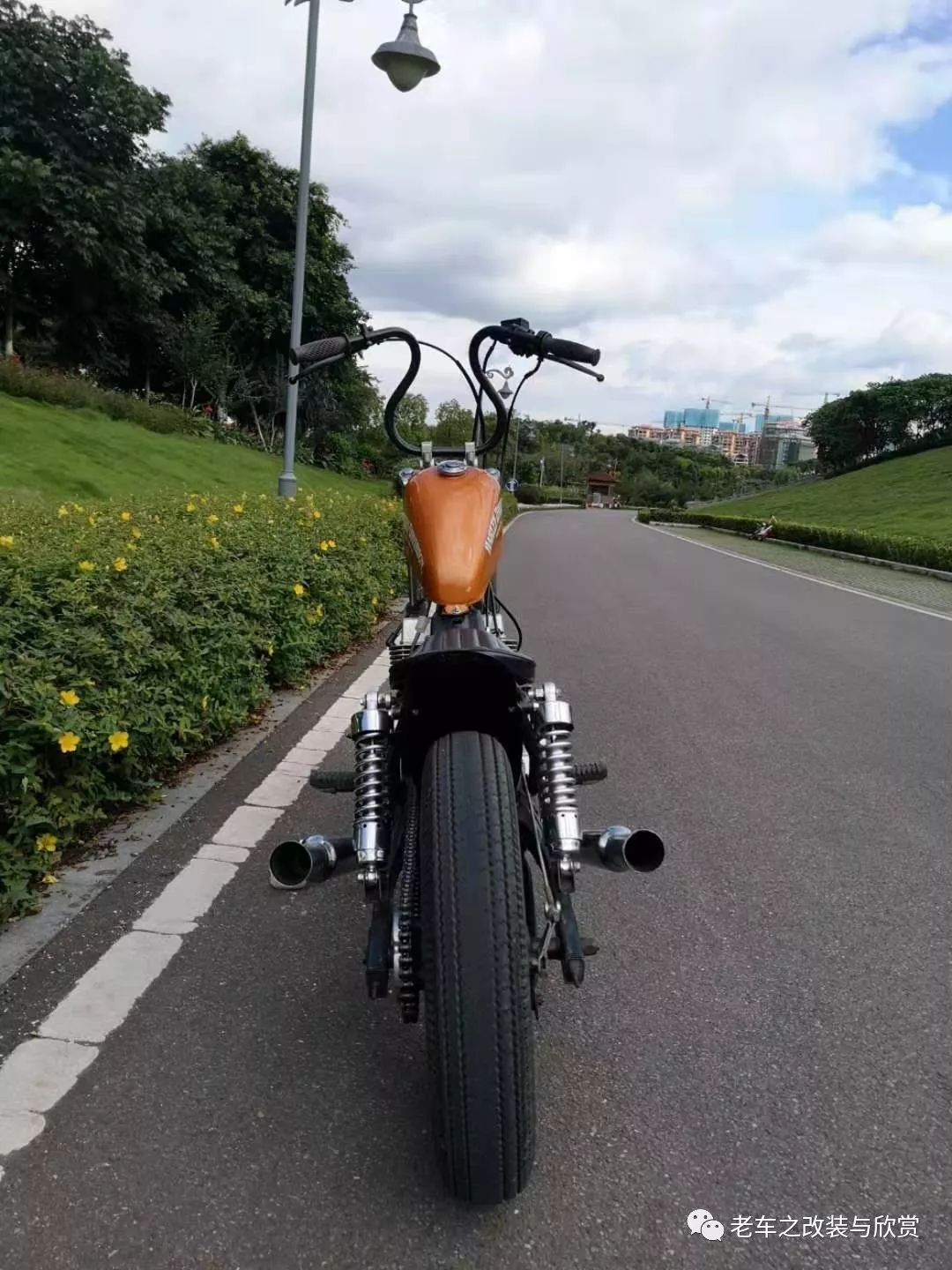 出售本田ca250金公子改bobber