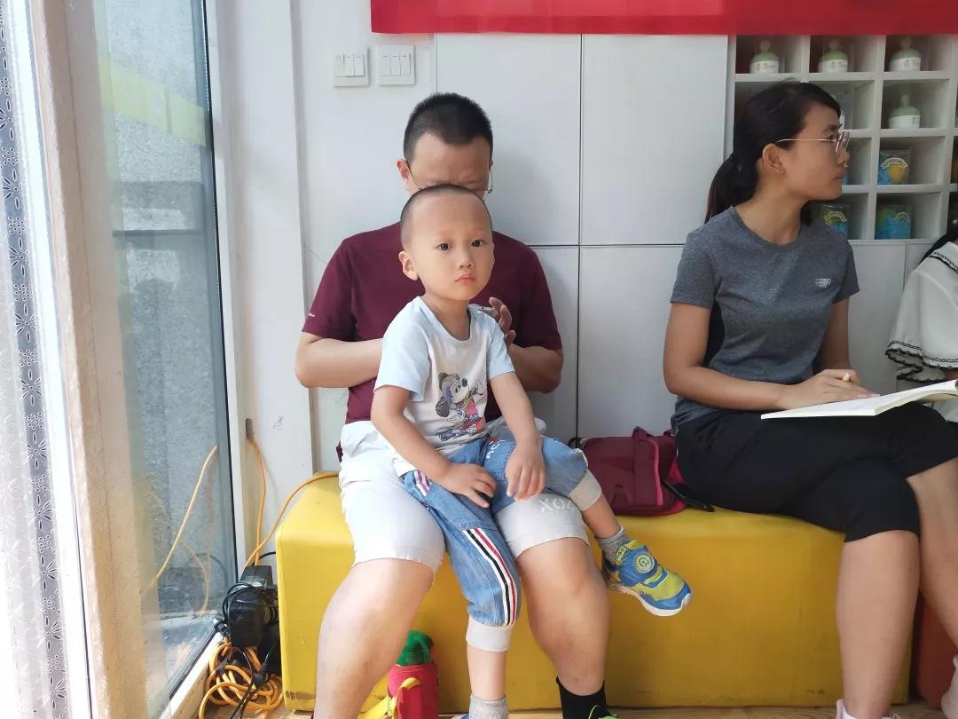                     大圣驾到小儿推拿：大圣妈妈课堂开课了！