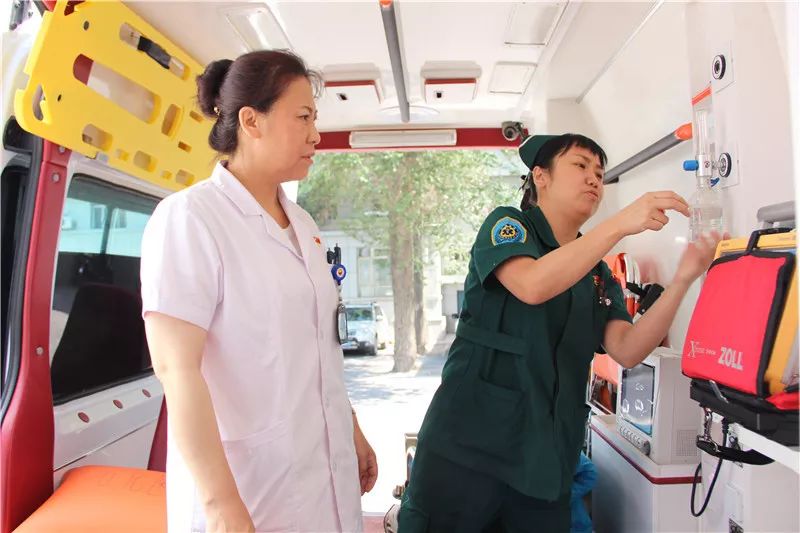 动态心电图24小时监测仪怎么开 690e3b5c89e648bda97a0999aeccc2eb.jpeg