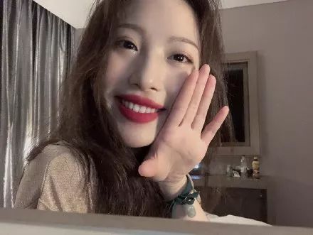 你身边有朋友长的像明星吗?