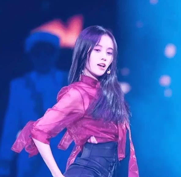 我叫美女今年十六岁疯狂猜成语_我今年十六岁正常吗(2)