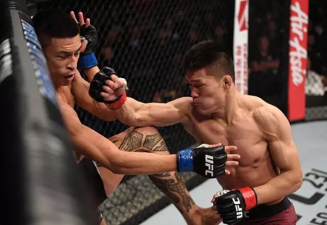 ufc最新比赛张伟丽下一场 983e025a28864694bfc02b4e088f98d1.jpeg