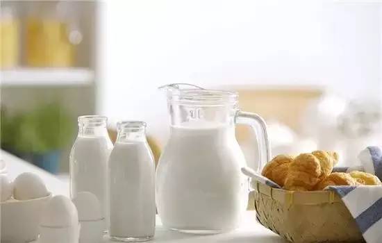                    葆婴育儿：宝宝发烧这些绝招妈妈们一定要收藏！（内附发烧食谱）