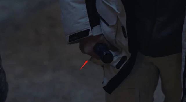 梦魇之蛇，解析梦中蛇咬手背的隐秘寓意