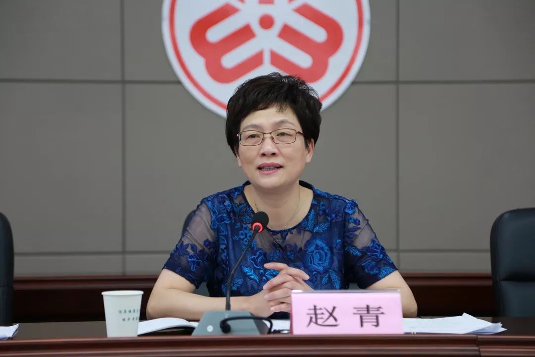 新建妇女组织集中授牌仪式顺利举行,区妇联党组书记,主席赵青莅临会议