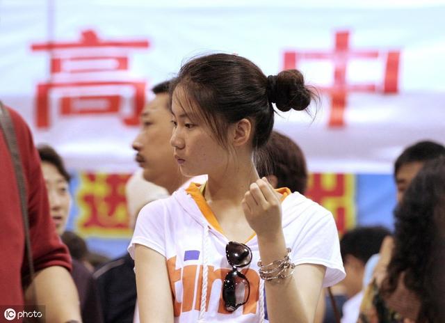 好一点的大学网课老师 1f84ff6208f842628a195a2222a3a61e.jpeg