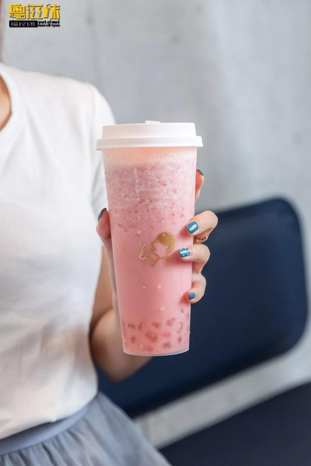 喜茶多家新店来袭!第①杯可以吸的"瓜"也来了_西瓜