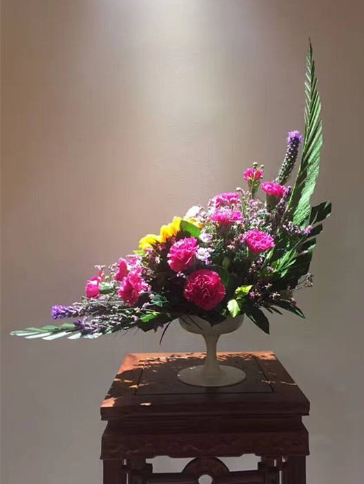 isunflower花艺学院西式插花的几种花型构成形式